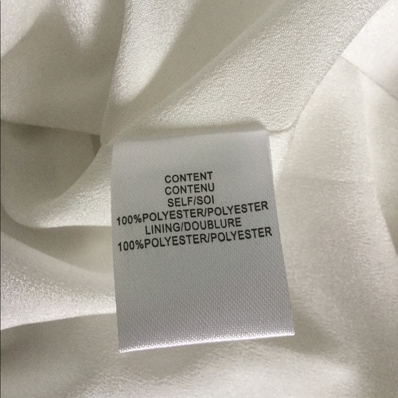 Wayf Amelia Cold Shoulder white Blouse size Medium - Picture 6 of 6